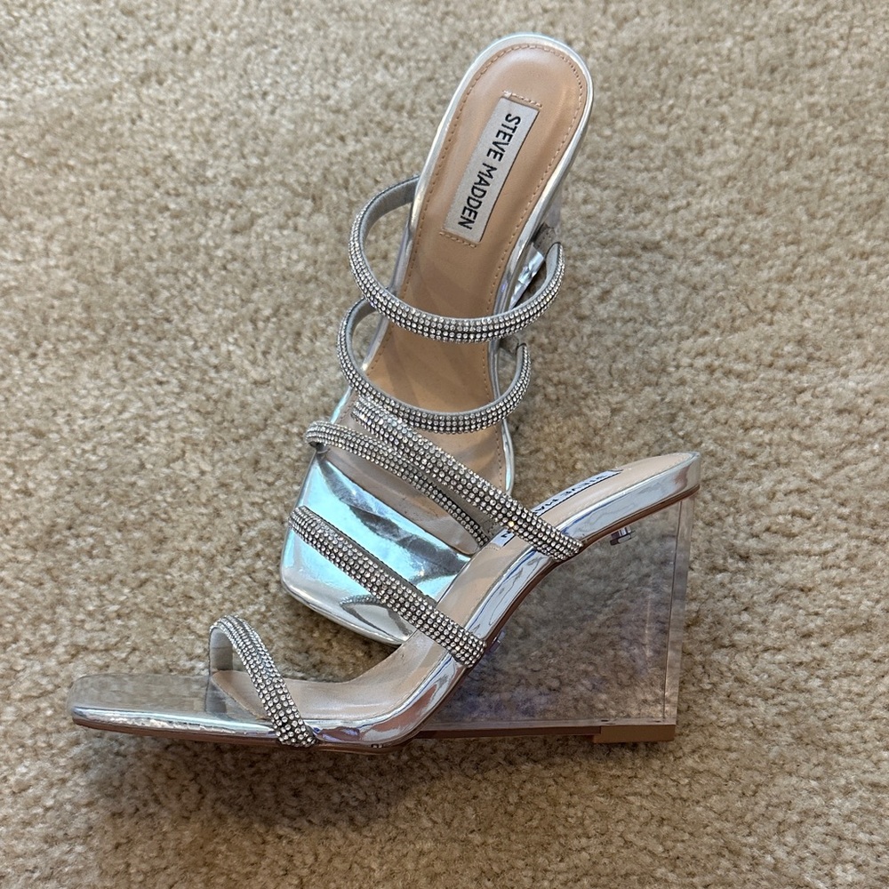 Steve Madden Metallic Silver Strappy Heels - Picture 3 of 3